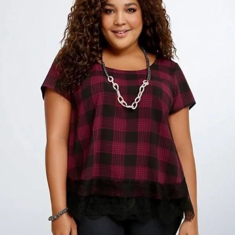 ✨TORRID Red Black Plaid Tulip Back Sz 2X Blouse✨
